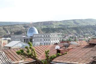 Отели типа «постель и завтрак» B&B Old Tbilisi Тбилиси Улучшенный двухместный номер с 1 кроватью и террасой-7