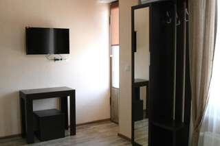 Отели типа «постель и завтрак» B&B Old Tbilisi Тбилиси Двухместный номер Делюкс с 1 кроватью и балконом-2
