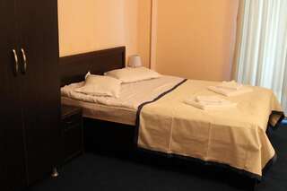 Отели типа «постель и завтрак» B&B Old Tbilisi Тбилиси Классический двухместный номер с 1 кроватью-1